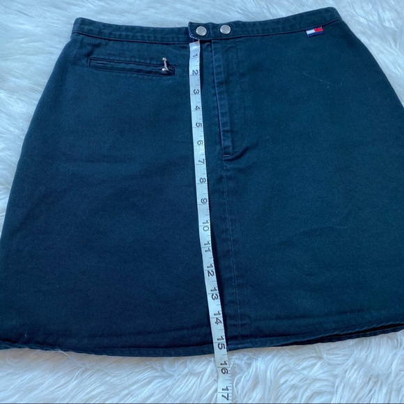 Vintage Y2K black Tommy Hilfiger mini skirt sz 6 - Picture 6 of 7